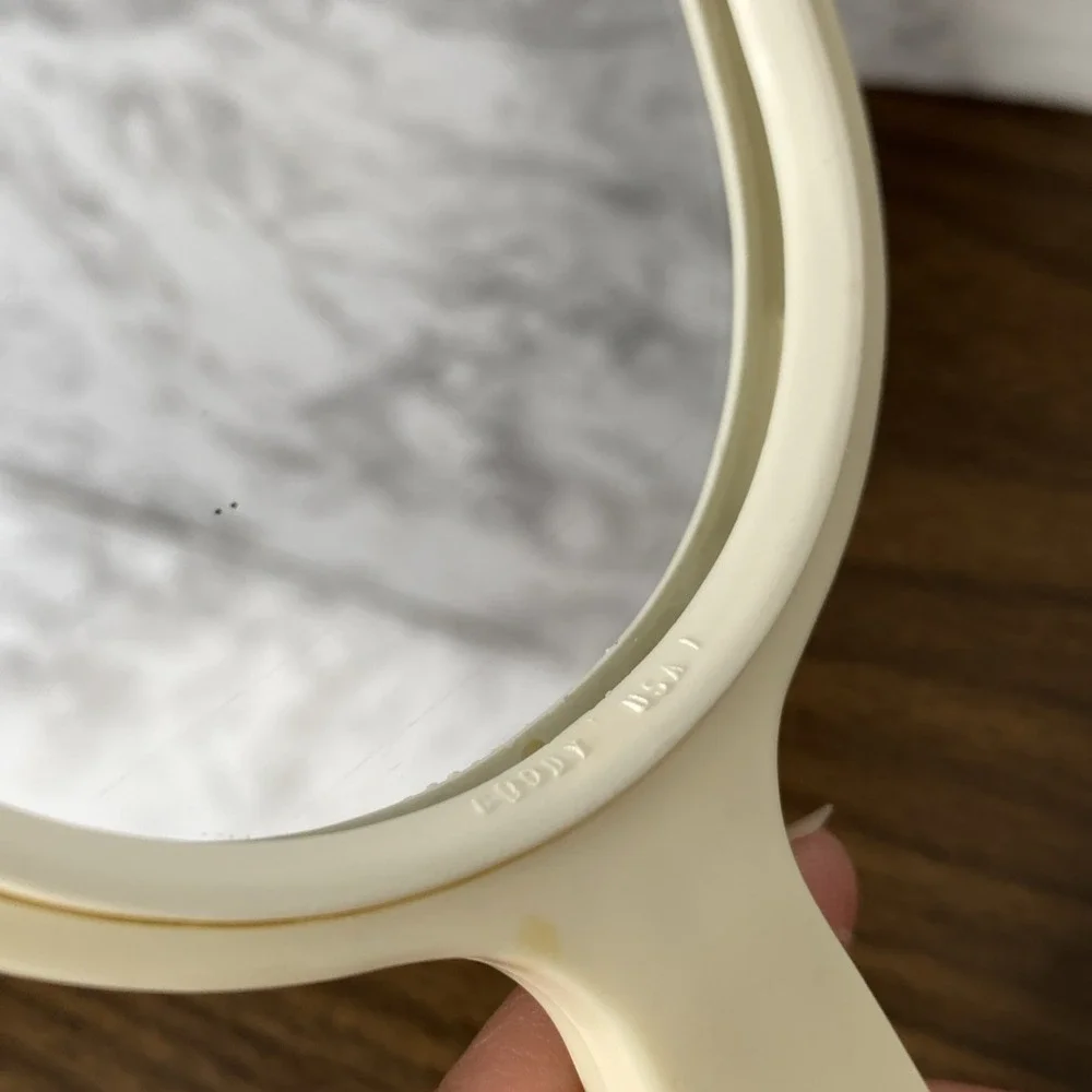 VTG Goody Off-White Plastic Hand Held Mirror With Handle Made In USA 11